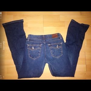 Women's Size 27 BKE flare dark denim jeans EUC